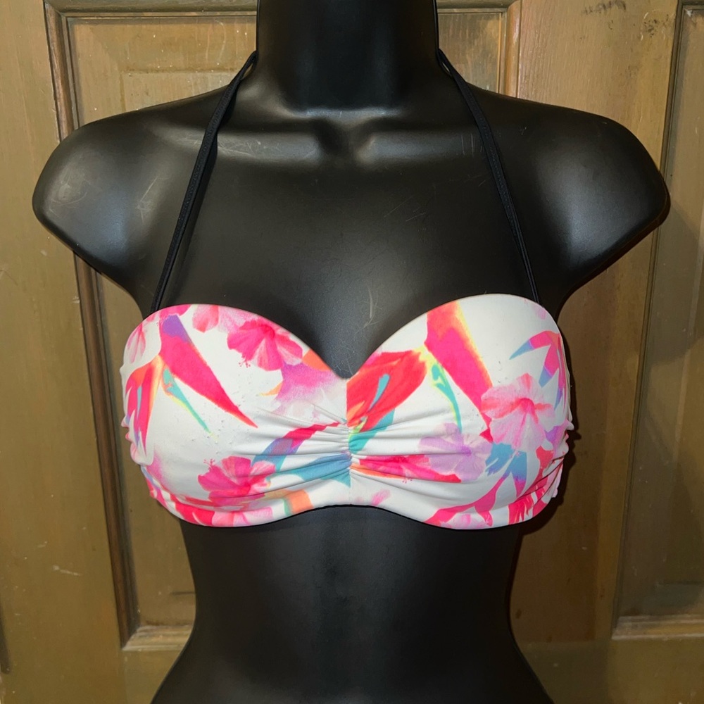 PINK Victoria's Secret Swim Floral Halter Bikini Top Size XS